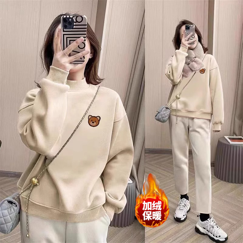 小熊半高领加绒加厚卫衣女