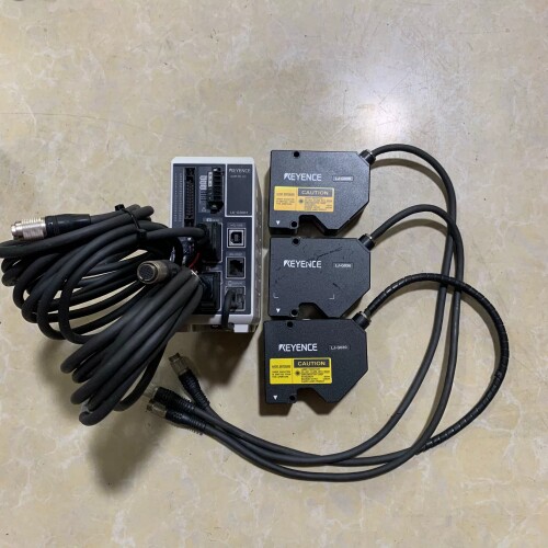 LJ-G030+LK-G3001拆机基恩士控制器激光传感器 议价