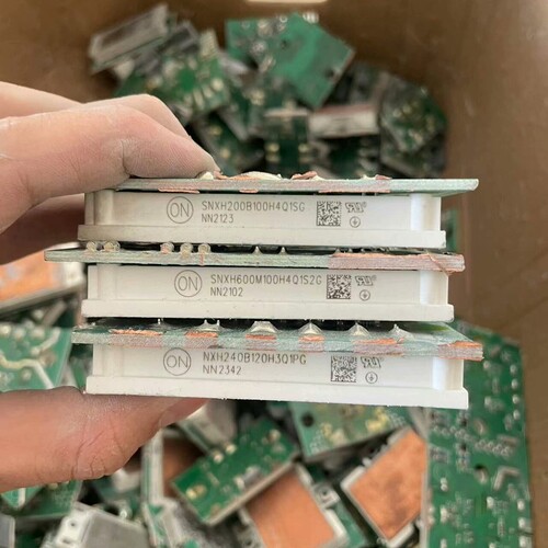 SNXH200B100H4Q1SG DF225R12W2 议价