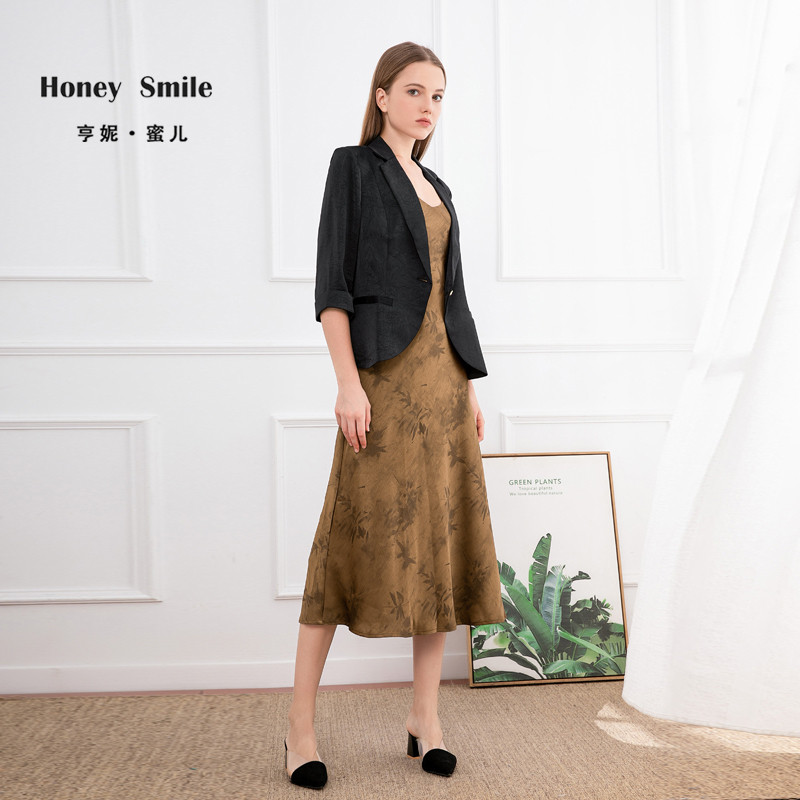Honey Smile黑色提花西装
