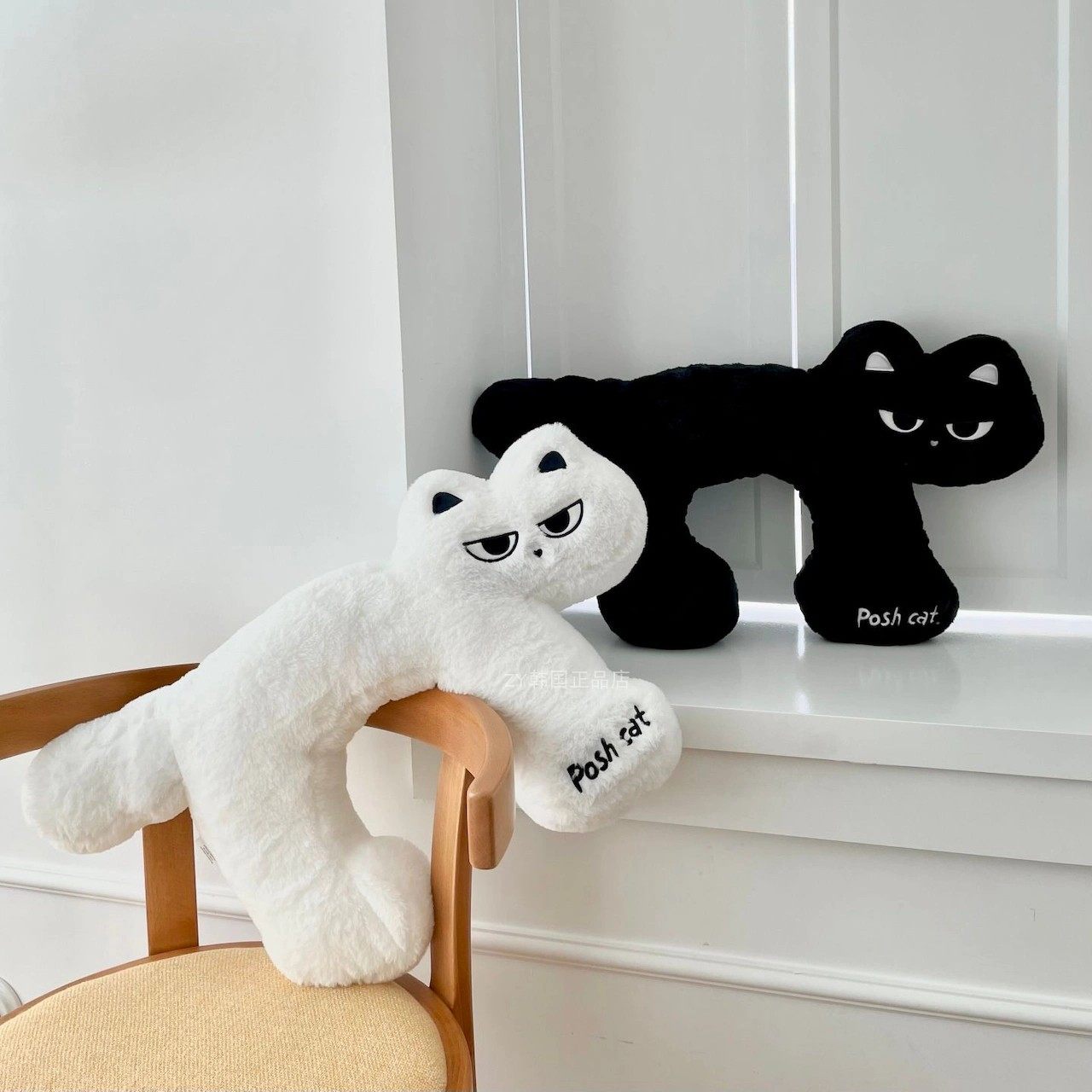 韩国代购进口超可爱猫咪靠垫抱枕坐垫创意礼物毛绒玩偶公仔娃娃