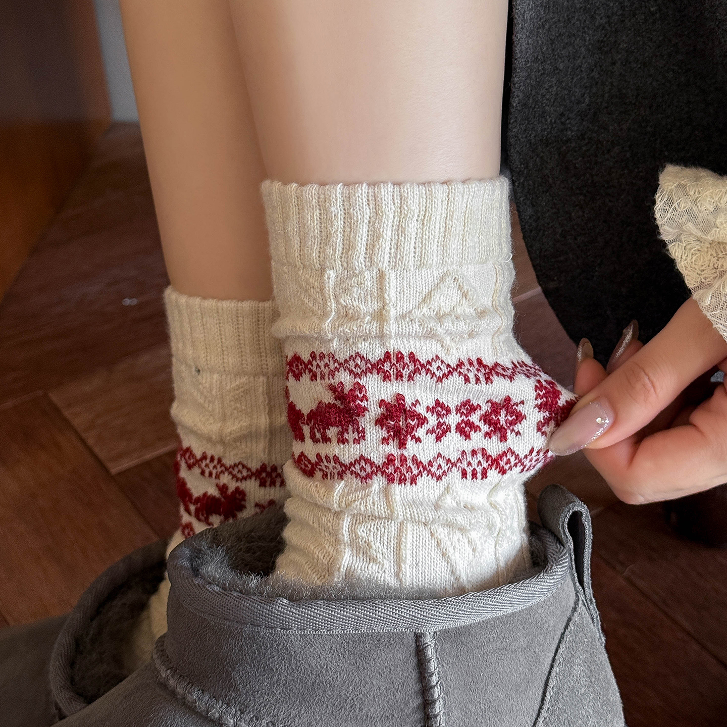 复古费尔岛袜子女秋冬长筒羊毛加厚搭配雪地靴冬季加绒保暖羊绒