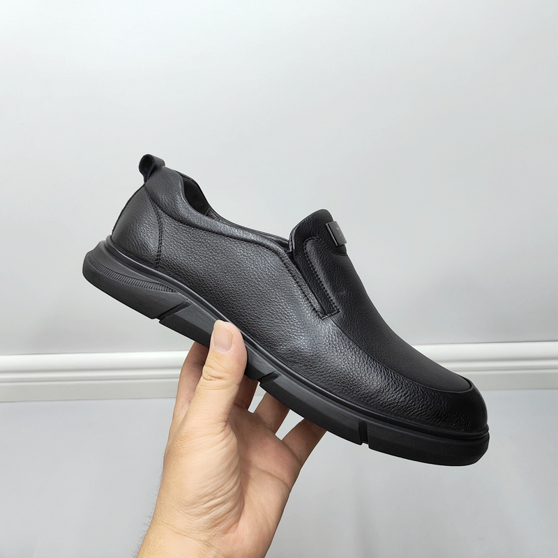 软底软面头层牛皮舒适商务休闲