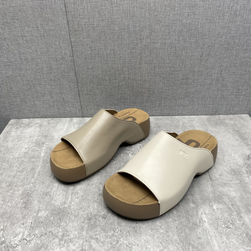 夏季厚底增高露趾女一字拖
