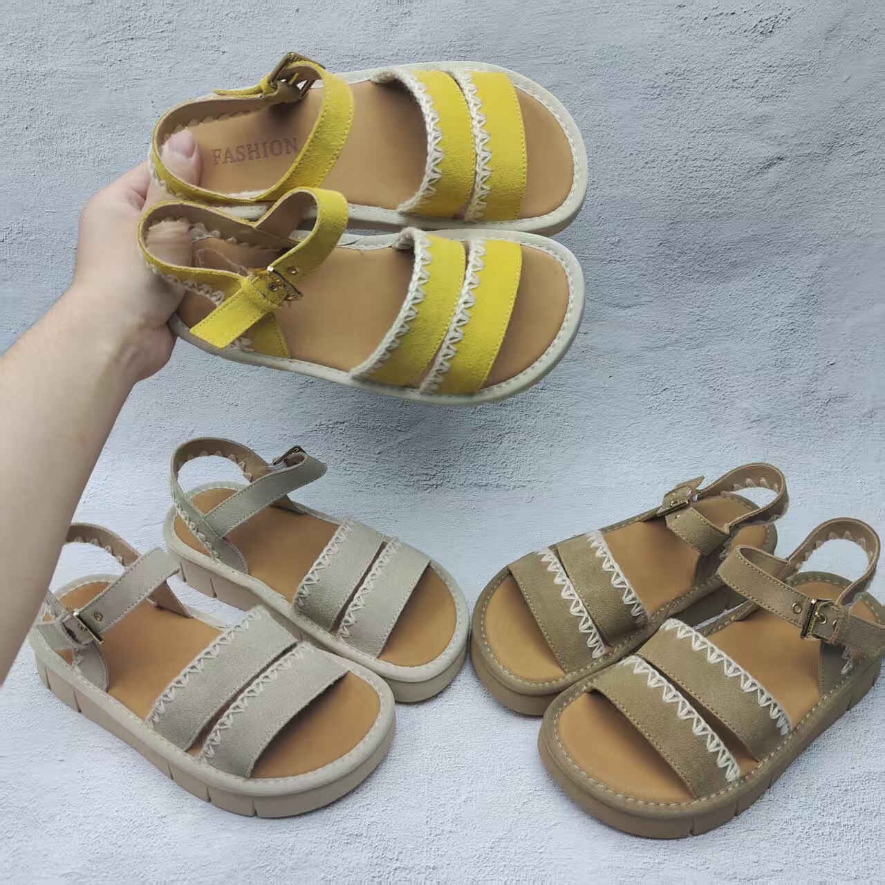 鼎牛货~头层牛皮休闲女凉鞋~夏季露趾一字扣带百搭仙女真皮沙滩鞋