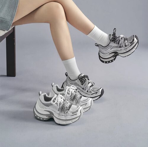 卓诗尼厚底老爹鞋女2026秋新款百搭增高网面透气不累脚休闲运动鞋