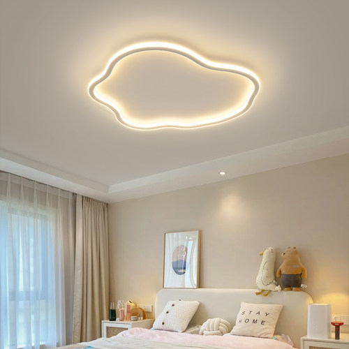 现代简约云朵主卧室灯2025新款北欧极简房间家用儿童房护眼吸顶灯