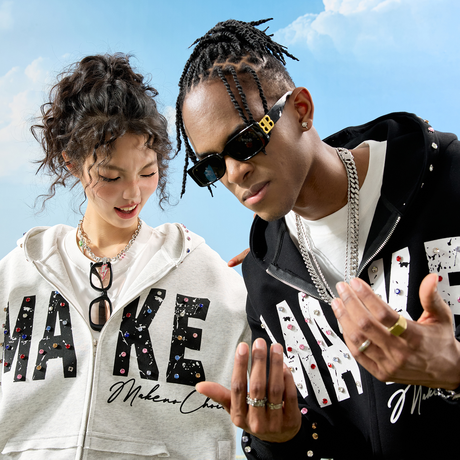 Nuthink斑驳字母印花连帽卫衣男