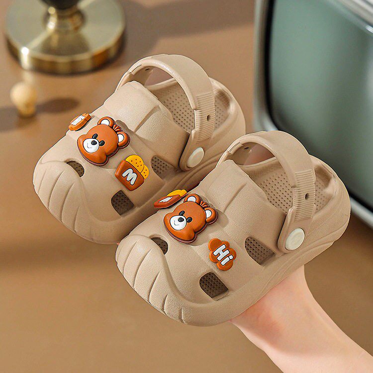 2026新款洞洞鞋宝宝拖鞋男童女孩1-3岁2学步鞋可爱卡通防滑轻便