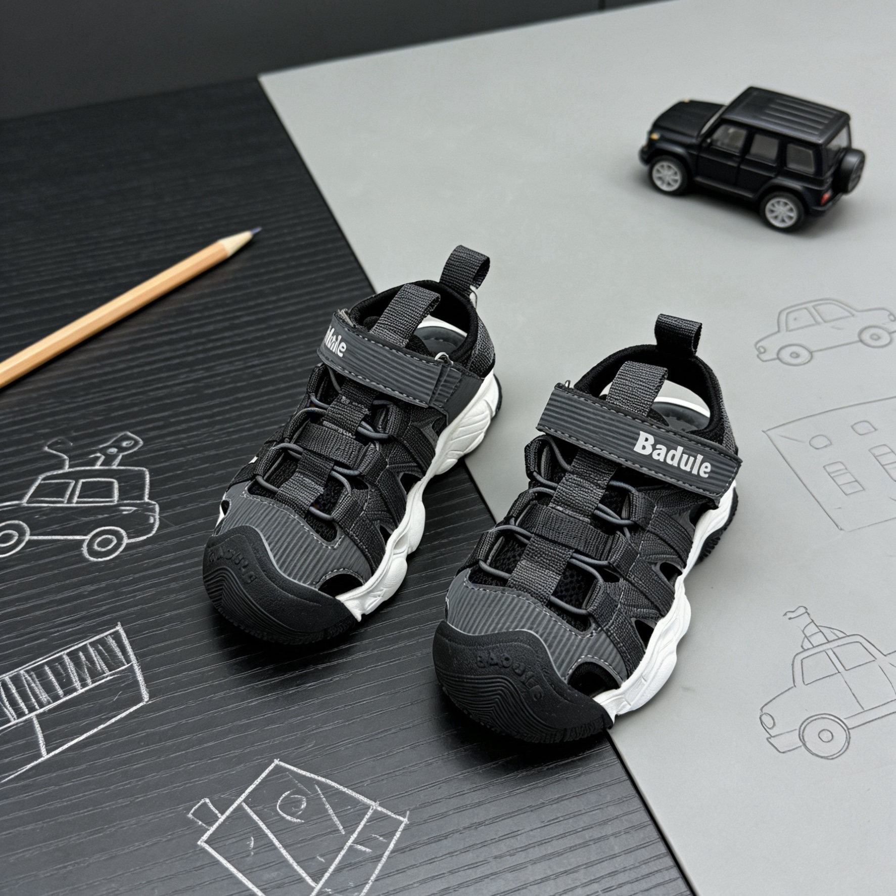 芭杜乐BADULE男童包头凉鞋轻便百搭防踢户外风魔术贴夏季童鞋