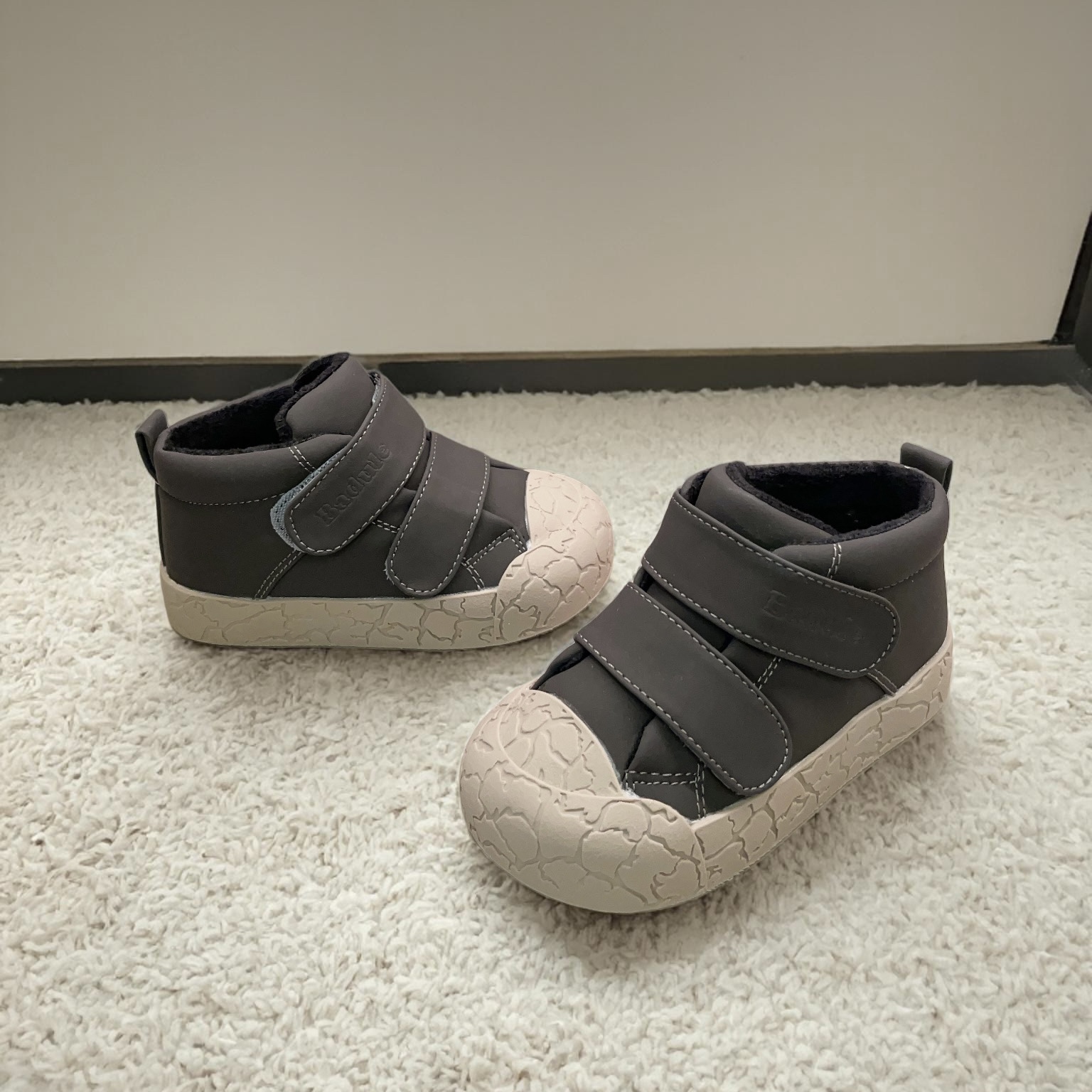 芭杜乐BADULE中帮休闲鞋魔术贴薄绒保暖软底短靴韩版童鞋冬季童鞋