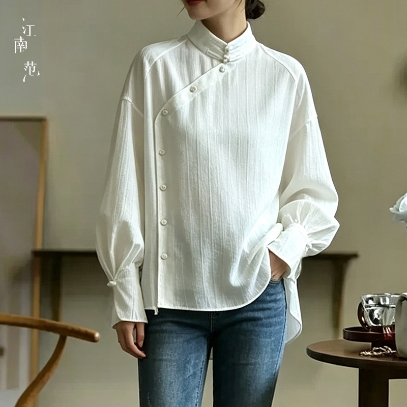江南范秋款立领盘扣衬衫女长袖宽松浅蓝色设计感国风白色衬衫上衣