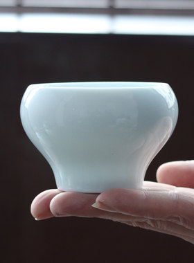 简约中式陶瓷功夫品茶杯