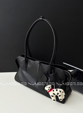 代号59黑色系知识分子简约大容量真皮女时尚百搭大容量通勤包