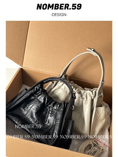 No.59 小众设计牛皮山本耀司风“菜篮子”手抓纹褶皱肌理包包