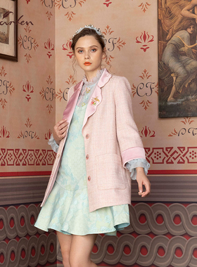 CHARFEN朝峰春清新绣花经典翻领宽松外套女CFD1A107-1012A