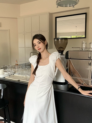 韩版a字棉料纯色露背长裙