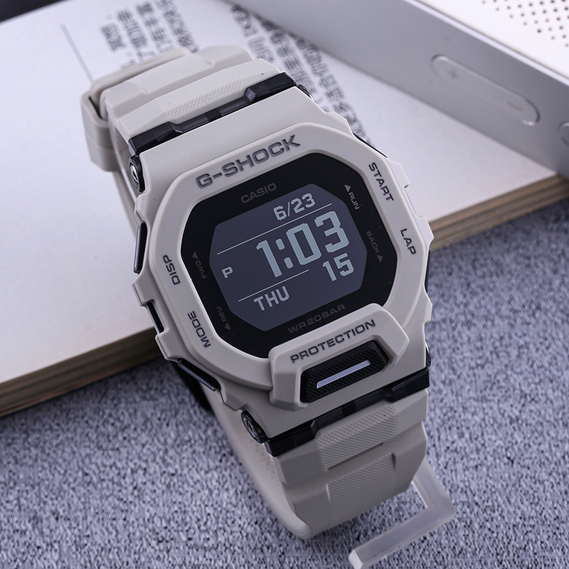 卡西欧跑步测速液晶蓝牙手表男生