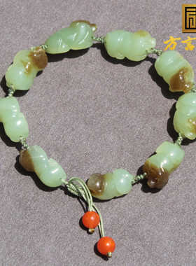 方言和田玉新疆油润细腻且末蓝带糖配南红可爱生肖猪手串手链A5