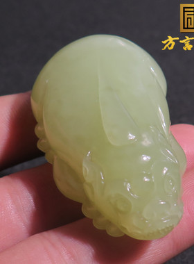 亏麻了方言品牌和田玉罕见精品新疆且末鸡油黄口料貔貅吊坠挂件X7