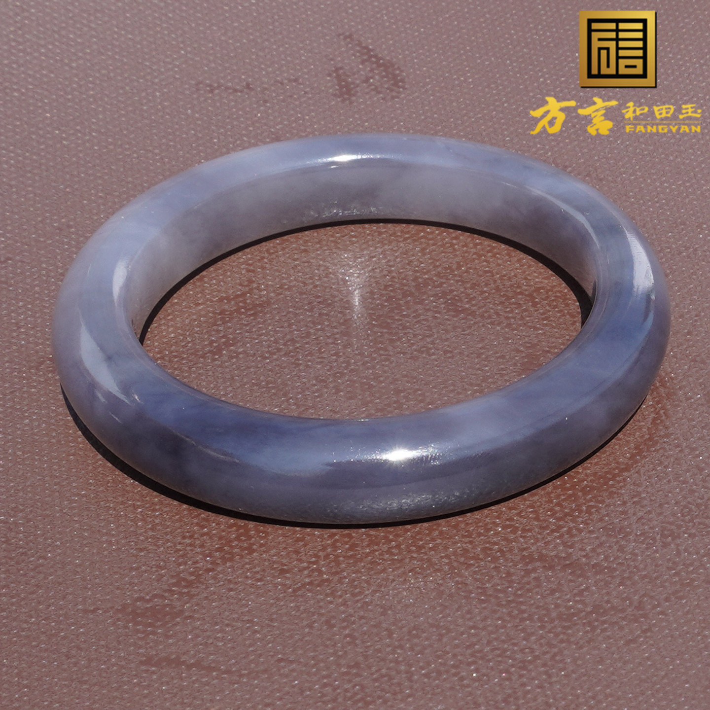 青海老坑料冰底温润烟紫白玉手镯