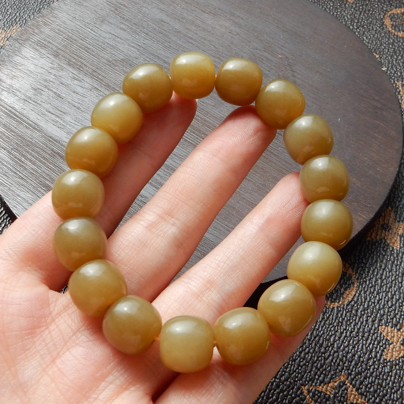新疆且末老熟红糖12mm老型珠手串