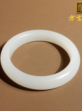 且末料白玉内径55mm精品女士手镯
