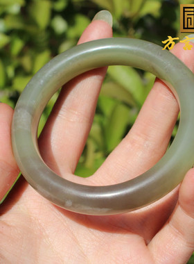 青海老坑料烟紫带翠三色53mm手镯