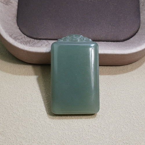 和田玉青海老坑料细腻油润冰底起胶感湖水绿平安无事牌吊坠挂件Q