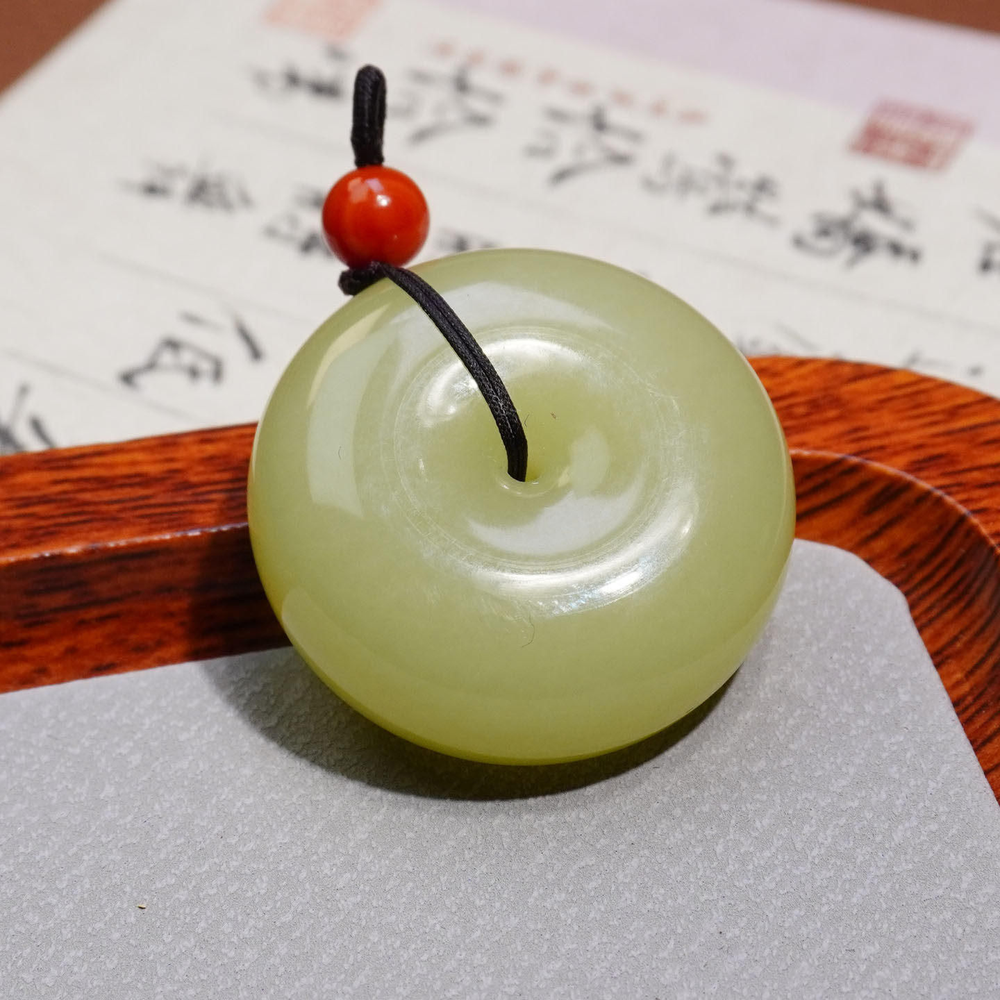 和田玉新疆且末料黄口平安扣饱满面包扣吊坠挂件P