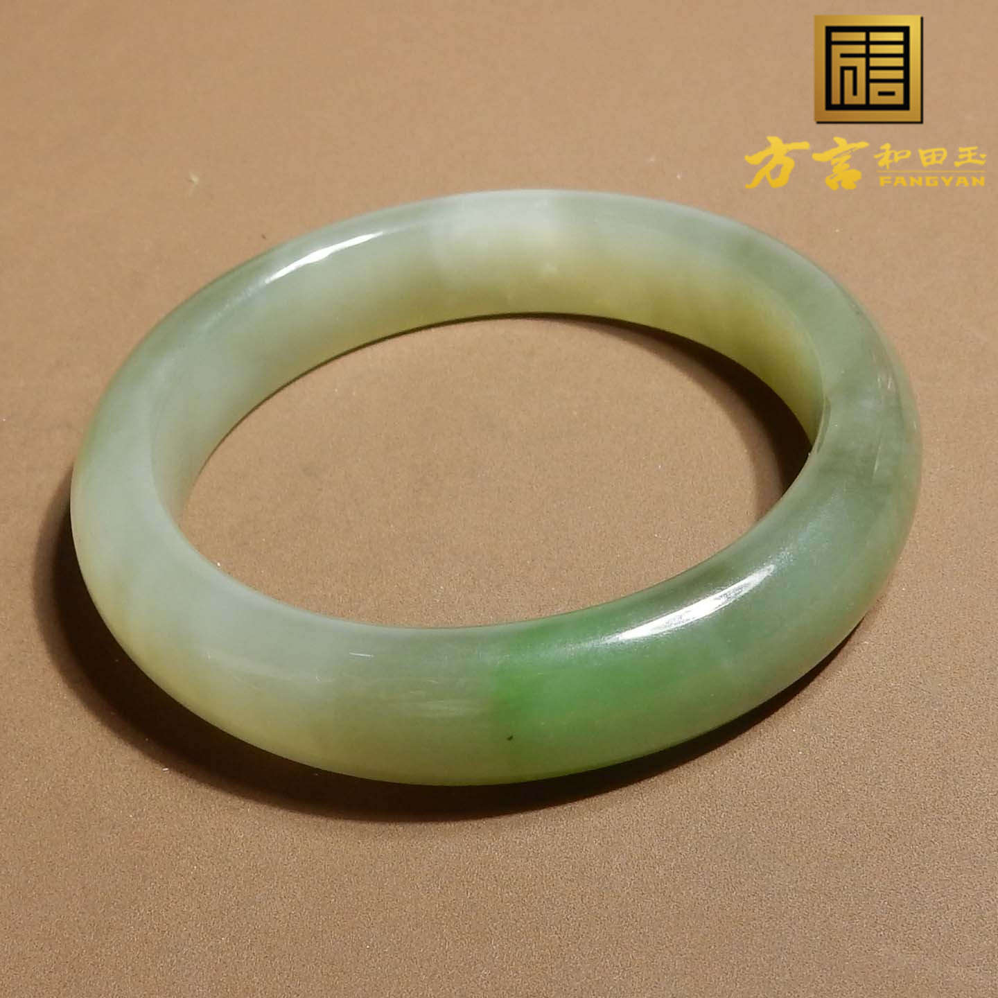 亏麻了方言和田玉青海老坑料冰底三色白玉晴水带翠色卡55mm手镯s2