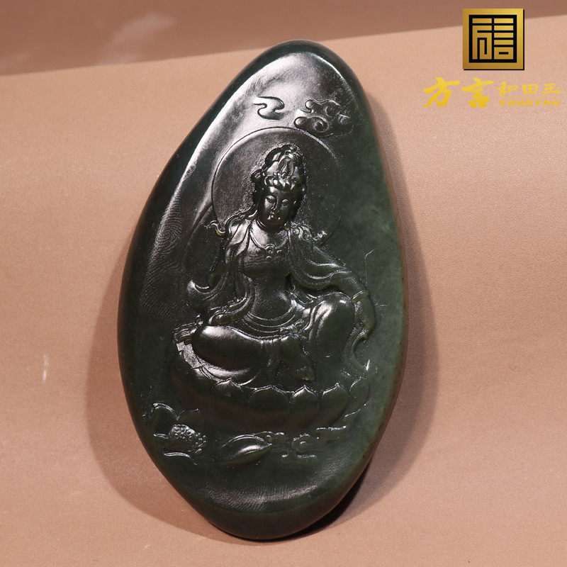 方言和田玉新疆金皮油润细腻沙枣青籽料独籽雕刻观音摆件把件o2