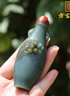 新疆玉籽料沙枣青鼻烟壶手把玩件
