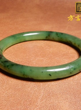 老坑料碧玉猕猴桃色55mm精品手镯