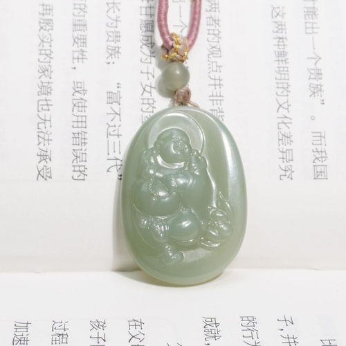 和田玉俄罗斯老坑料细腻油润碧玉粉青女士笑佛牌吊坠挂件玉佩K