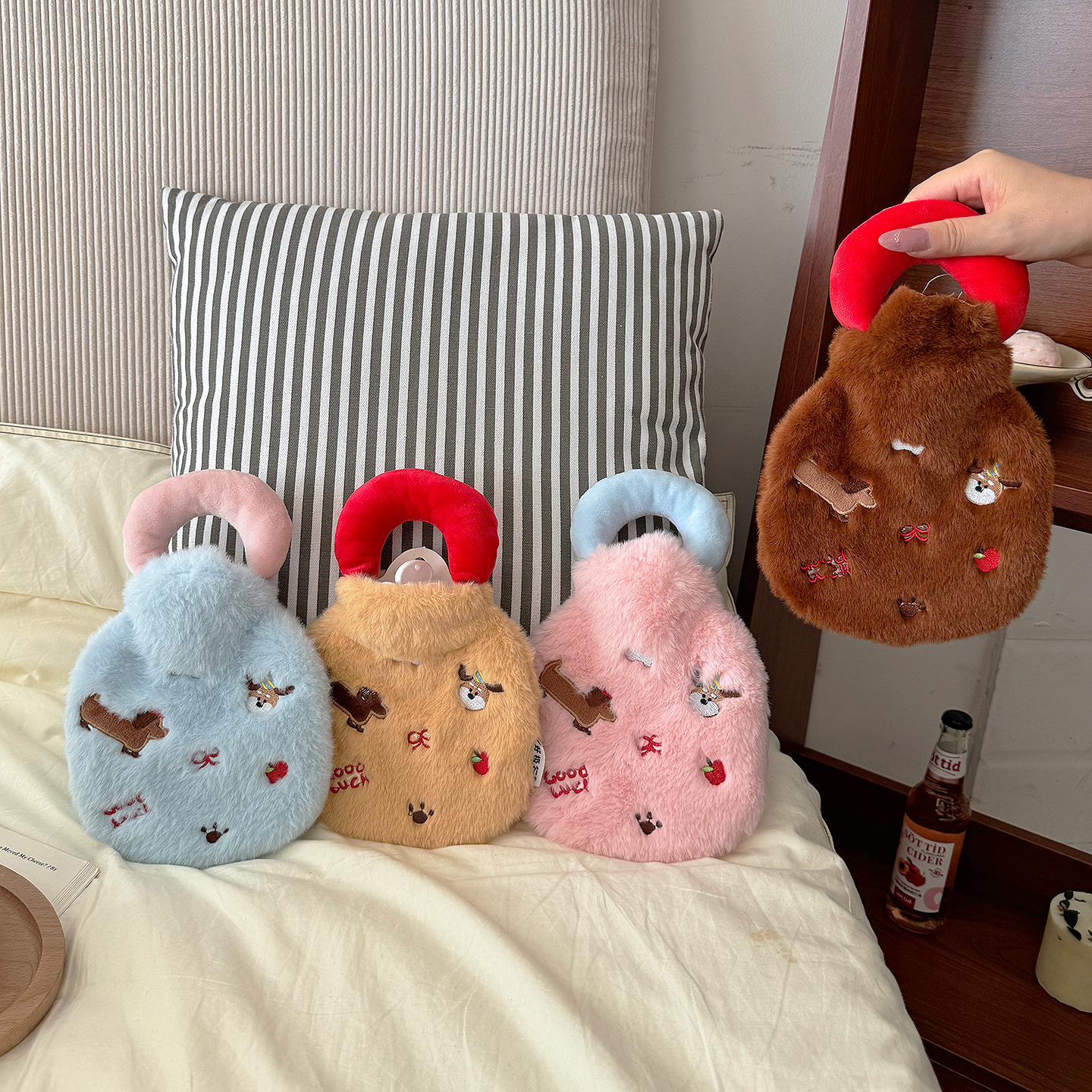 可爱手提小狗热水袋注水加厚防爆