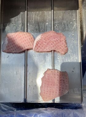 W牛肉猪肉断筋膜嫩化机 中央厨房配送肉扒加工机器断筋扎松嫩化