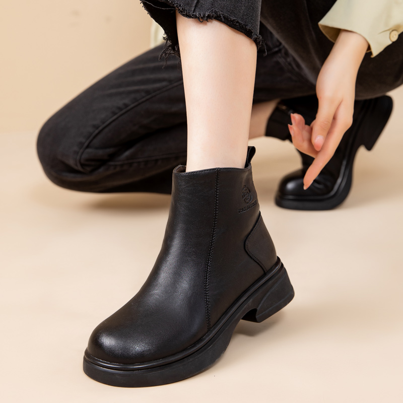 春燕相伴妈妈短靴运费险