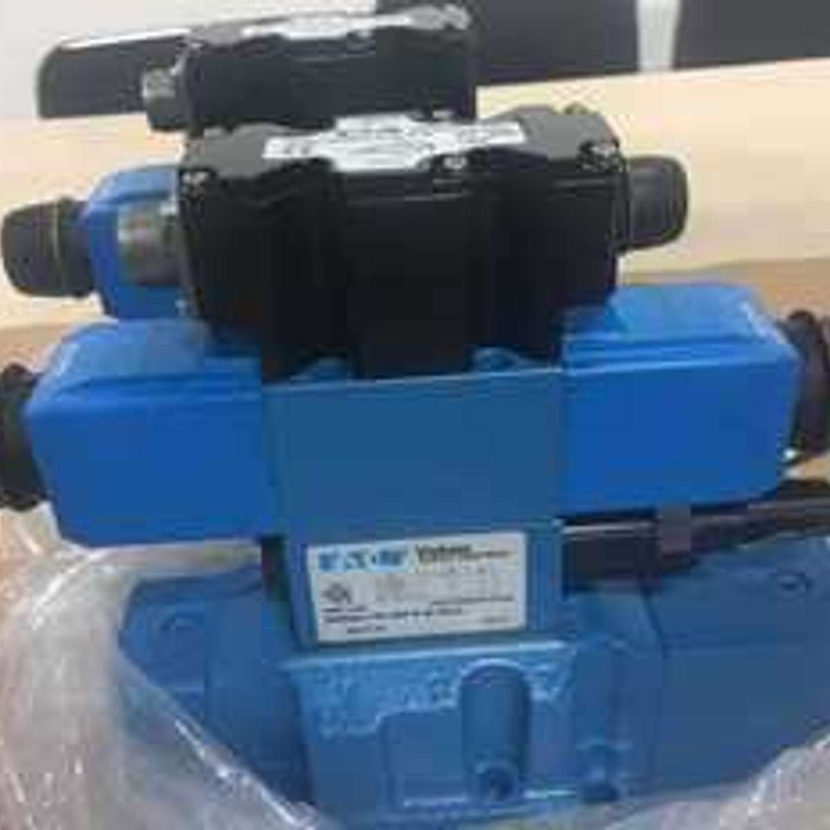 威格士比例阀02-323887 KDG4V-5-2C50N-Z-M1-U-H7-30