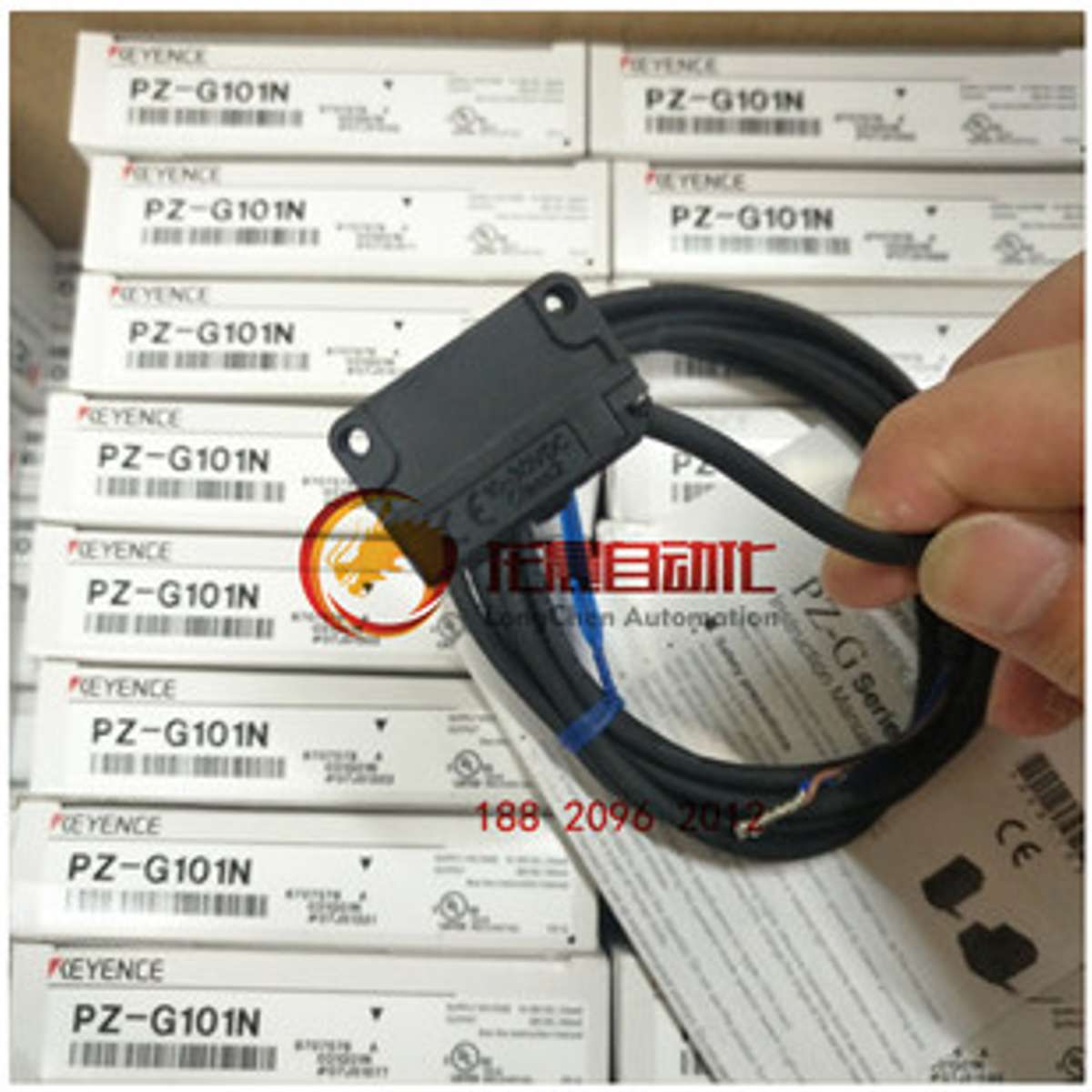 基恩士激光传感器PZ-G62CP新