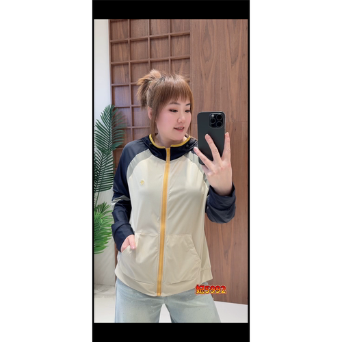 5992妃儿红2026夏季新款大码女装显瘦上衣时尚休闲防晒衣遮肉百搭