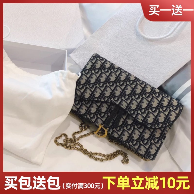 花田村2020新款复古马鞍包斜挎胸包女小ck包包网红明星腰包链条包