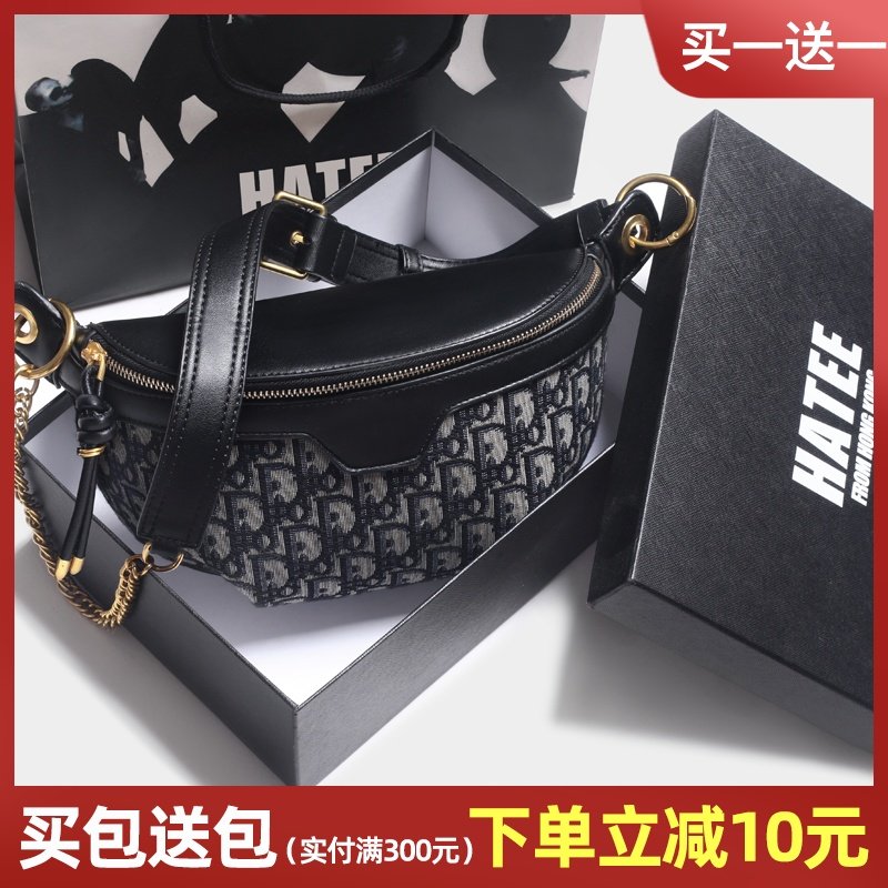 2020新款斜挎胸包女时尚休闲百搭刺绣腰包女ins潮小ck单肩包潮