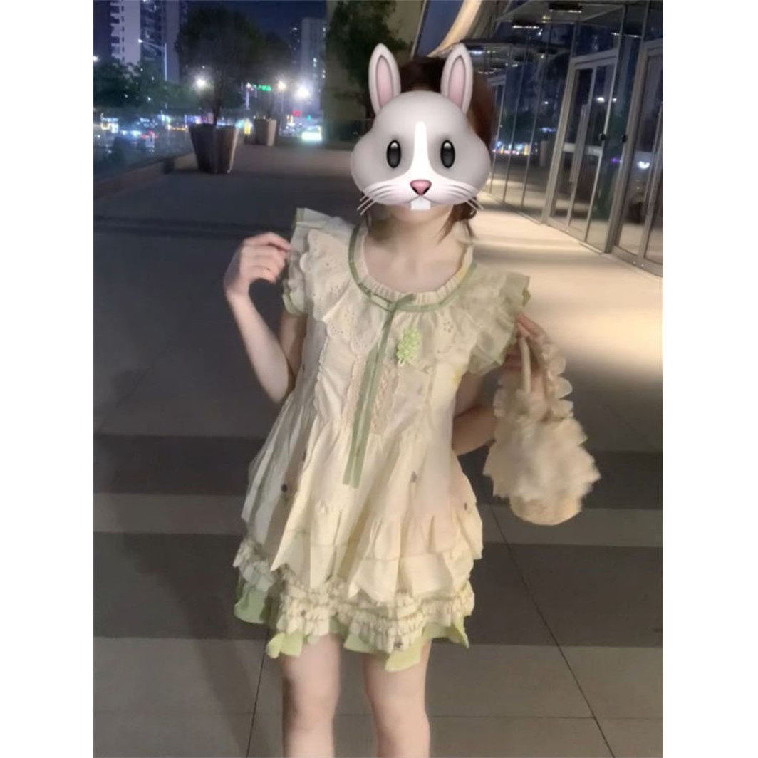 夏日森系可爱清新小飞袖花边碎花上衣女搭配高腰蛋糕短裙两件套装