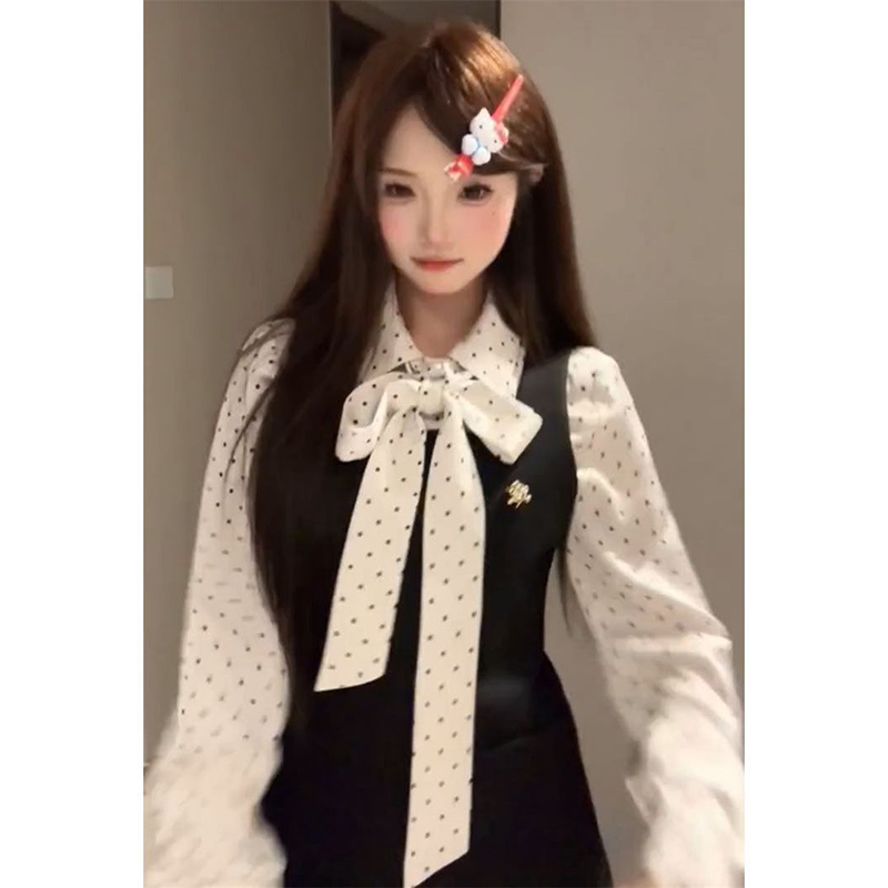 日系穿搭小个子甜美气质包臀背心连衣裙女叠穿蝴蝶结波点衬衫套装