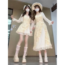 韩系甜美闺蜜穿搭一整套装碎花吊带连衣裙女学生搭配薄款防晒披肩