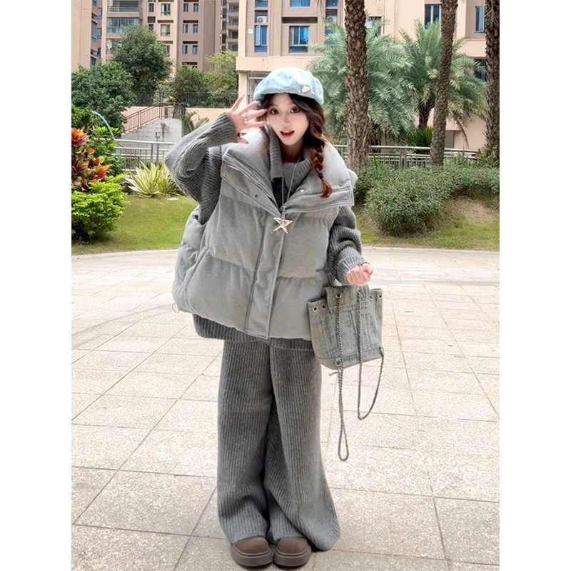 韩系风穿搭一整套学院甜妹风休闲长裤+灰色针织开衫毛衣+棉服马甲