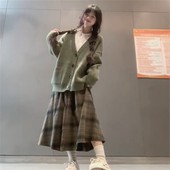 白色衬衫 2024秋季 学生女 毛衣 格纹半身裙 新款 韩系学院风针织开衫