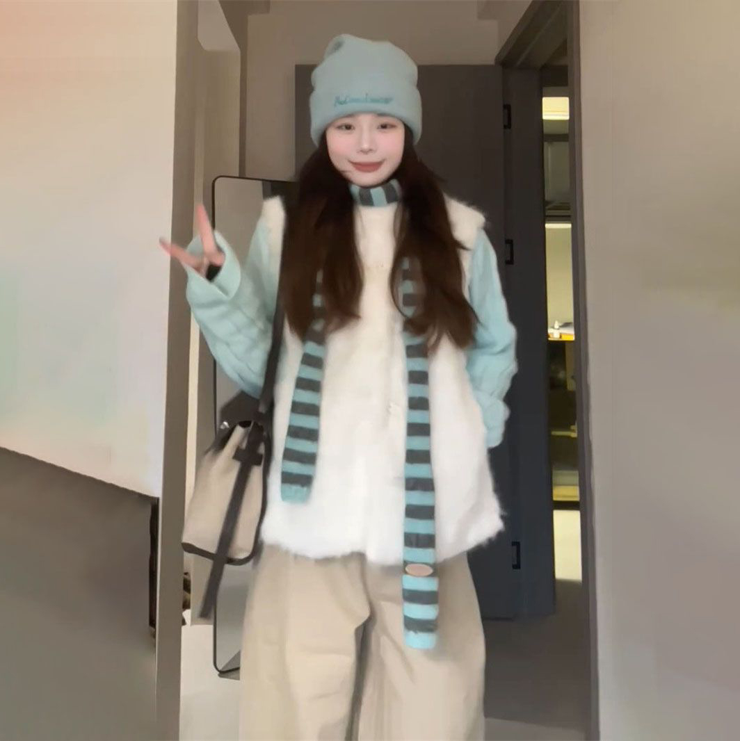 甜美风复古高级感蓝色针织开衫毛衣女叠穿宽松毛茸茸保暖马甲背心