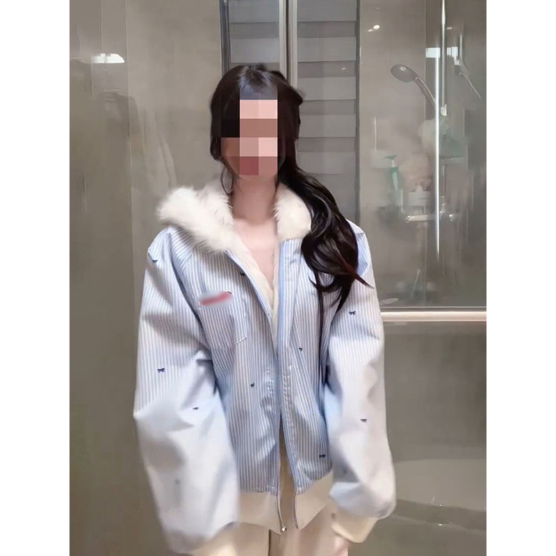 可爱蝴蝶结猫耳朵毛领连帽棉衣女